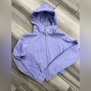 Light Purple Lululemon Cropped Scuba